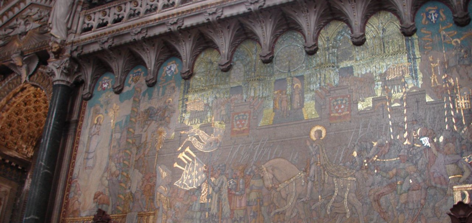 Mosaic tiles made up the wall panels