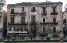 Italy: Roughing it in Sicily