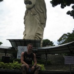 The great Tom mets the Merlion