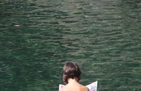 Deliciously Hot Cinque Terre Walk