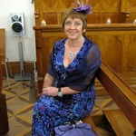 Aunty Pat waits patiently