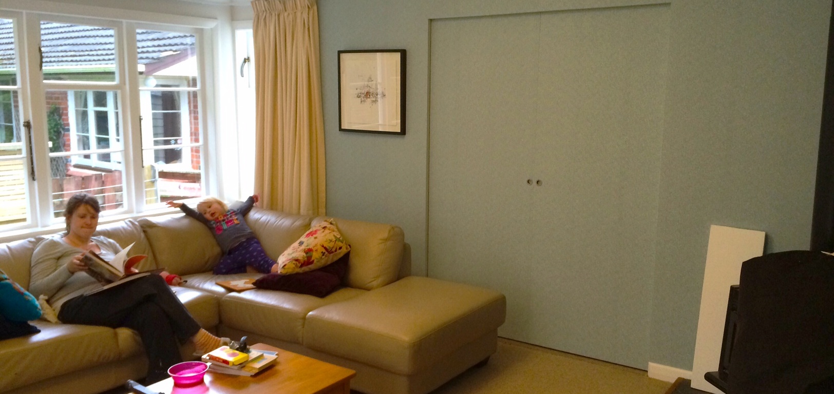 Where's the study nook!?! We finally finished the wallpapering in the lounge with the doors now done! No more wallpapering - yay!