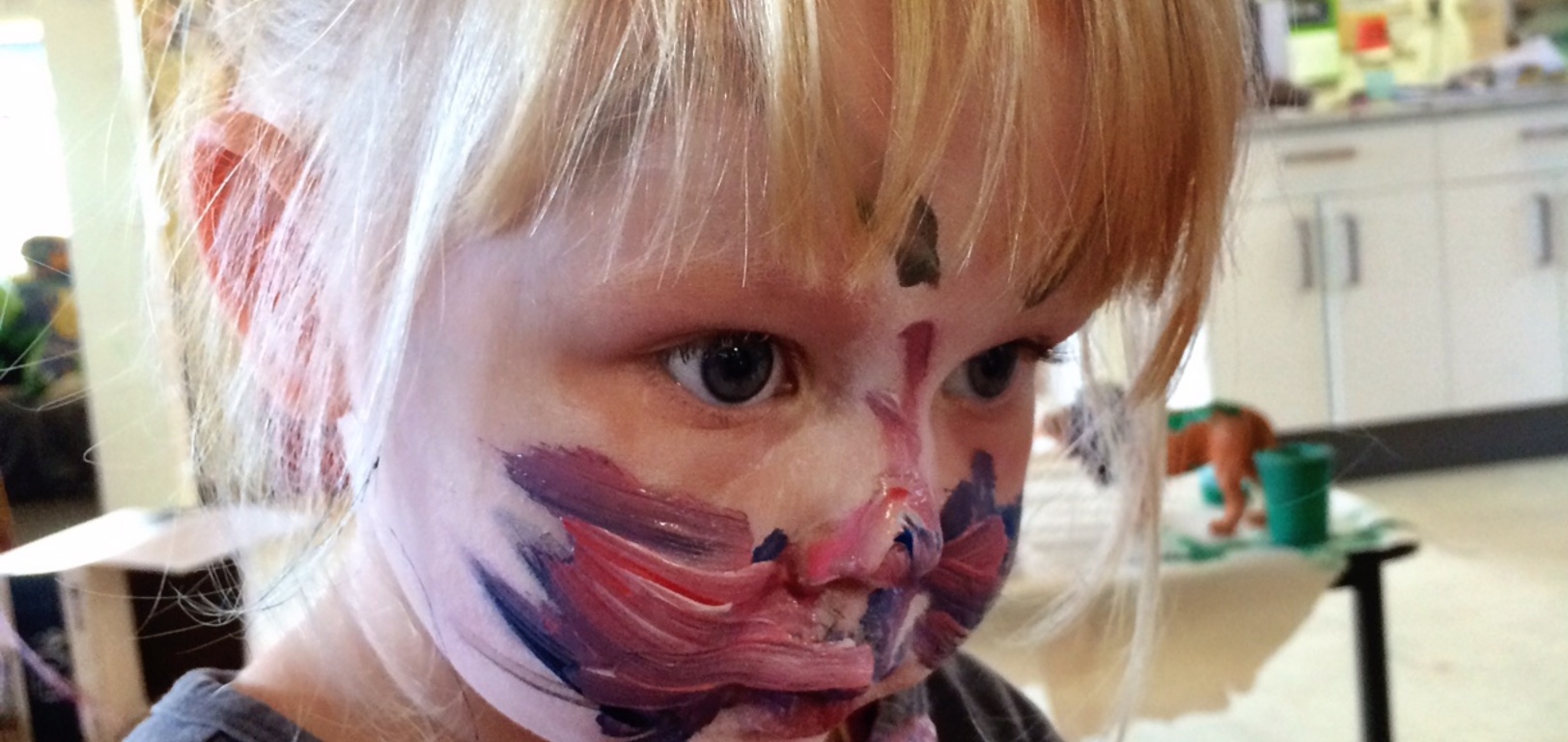 A lovely busy day for Olive at Playcentre. Started with bunny face painting followed by full purple face coverage, which she spent ages at. Dress ups, drilling wood, balloon egg deconstruction with sticky glue and end of session story time which Iris joined in on. A really fun independent busy day - I hardly saw Olive!, mummy even got a coffee while helping the boys saw some wood!