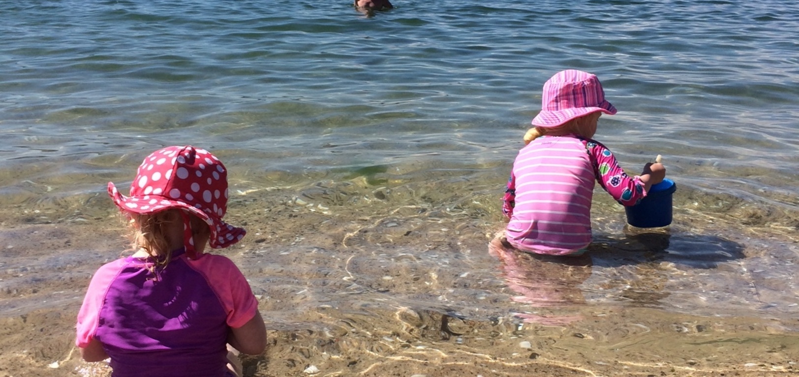 On the hottest day after early school pickup we hit the beach. Best day ever. Oli was great to drop off at school, iris was happy at kpc and bonus beach swim.