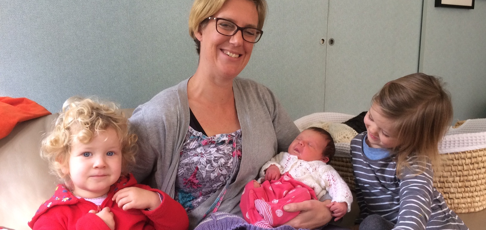 Nicky and twins bought us a lunch visit. The girls started to play right for at the end-typical!