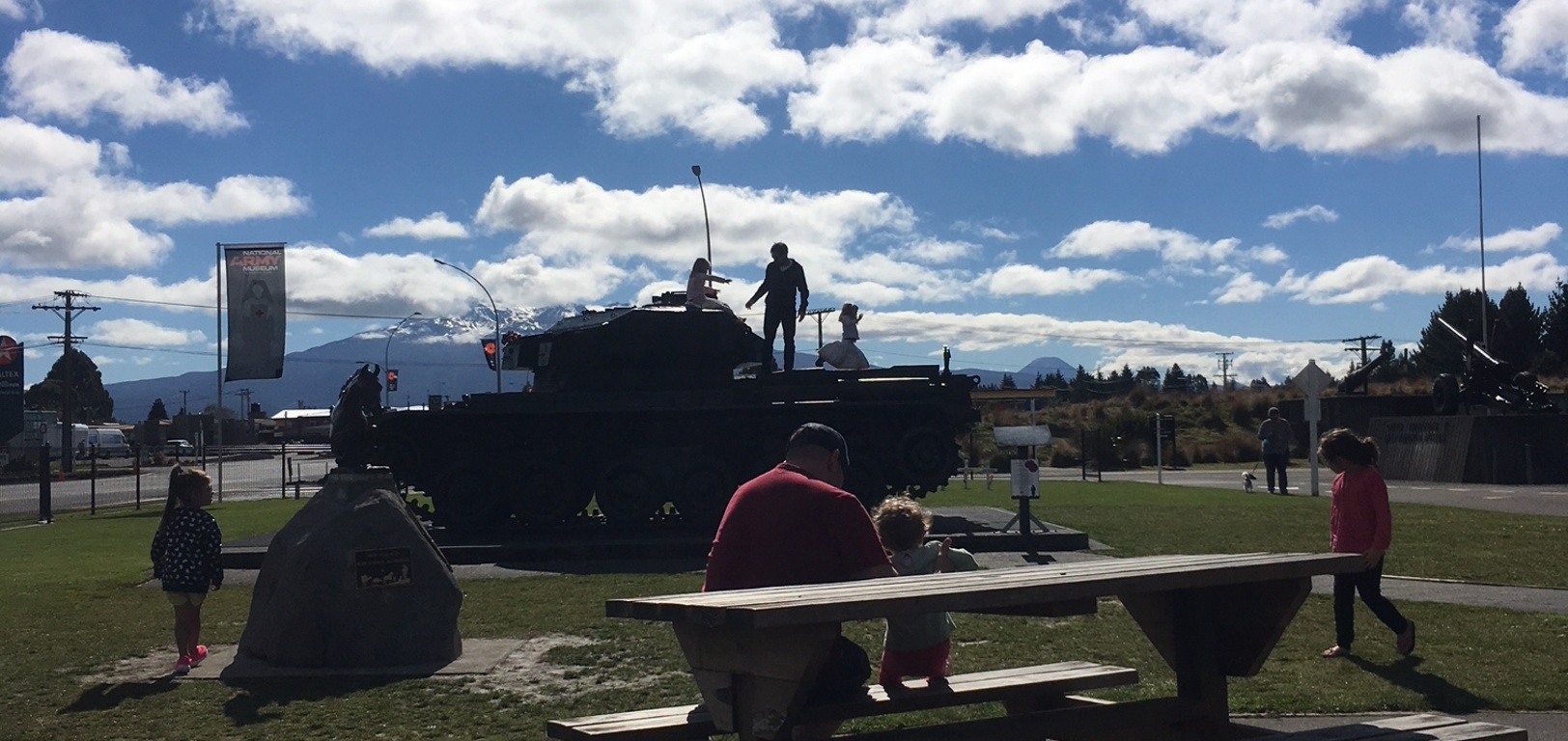 A shot trip to Taupo. The road trip went pretty well, one mini stop in levin for a nappy change and then only waiouru for lunch. Woolshed on the return, perfectly half way.