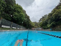 Skyline walk with the whole fam damily. Juni’s first 14km walk! Finished with a milkshake and a dip in Khandallah, strangely I was the only one? Not another soul in the water… bliss