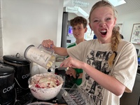 Dinner with the extended family. Spotlight for the kiddies later on.