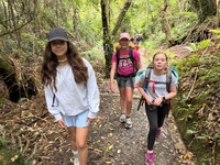 Homeward bound, it managed not to rain on us! Lovely weekend, every time it is always different!