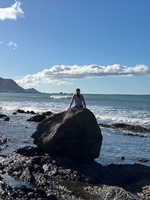 A stroll along the beachfront to see the ship wreck, lots of holy rocks and shells to collect. Cousins had a marathon of card games for most of the afternoon and evening which was lovely.